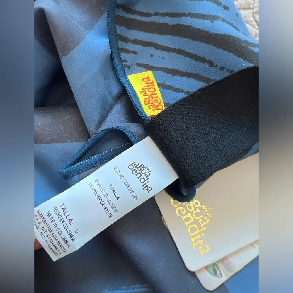 Agua Bendita Blue Botanical Towel